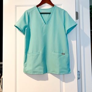 Figs Fresh Aqua scrub top limited edition Sz S